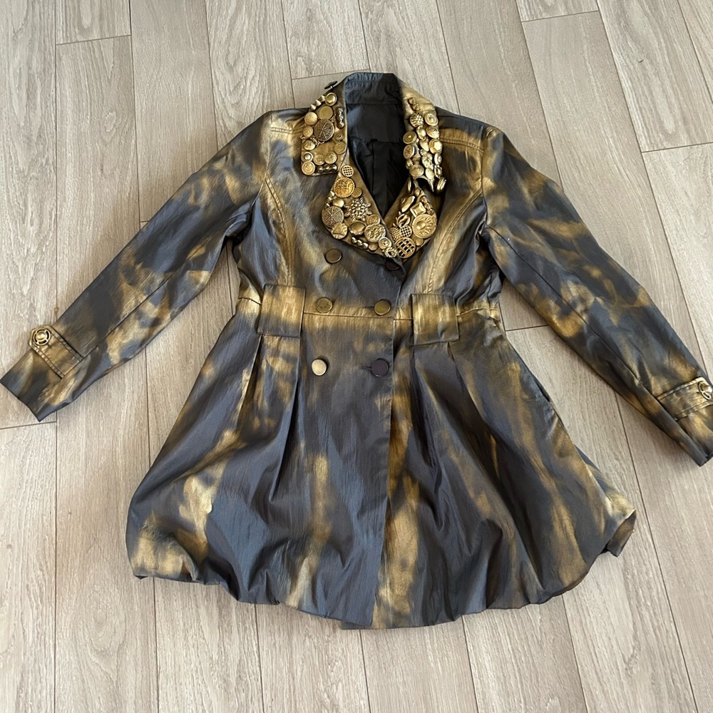 Unique Coat - image 2